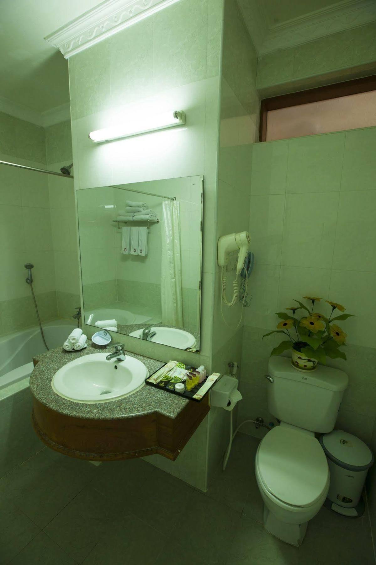 Hotel Queen Μανταλέι Εξωτερικό φωτογραφία